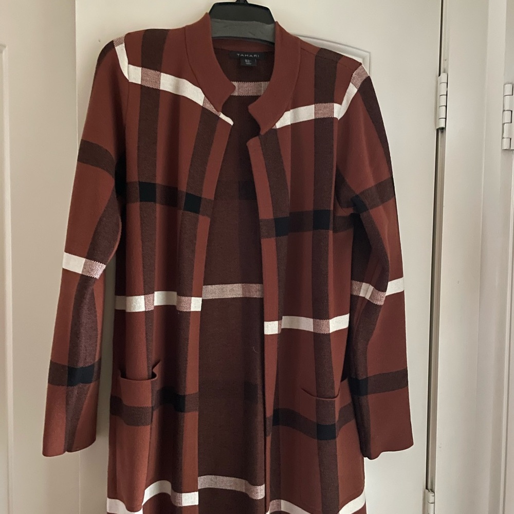 Stylish Women's Brown & White Checkered Long Sweater blazer